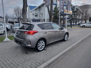 Toyota Auris foto 5