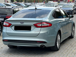 Ford Fusion foto 3