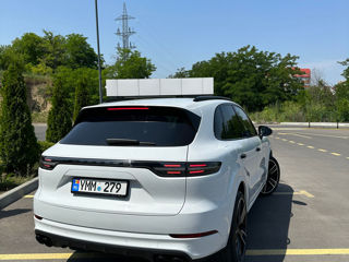 Porsche Cayenne foto 5