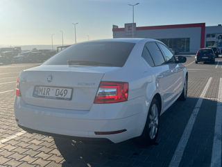 Skoda Octavia foto 2