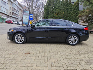 Ford Fusion foto 5