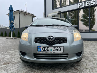 Toyota Yaris foto 5