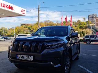 Toyota Land Cruiser Prado foto 1