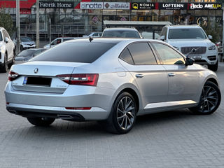 Skoda Superb foto 5