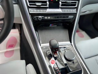 BMW M8 foto 15