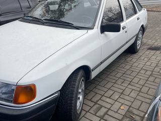 Ford Sierra foto 3