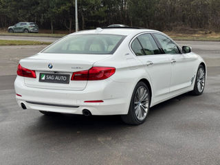 BMW 5 Series foto 5