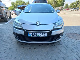 Renault Megane foto 2