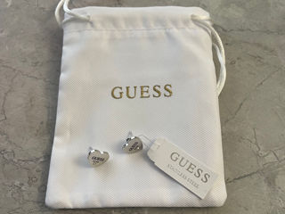 Guess foto 4