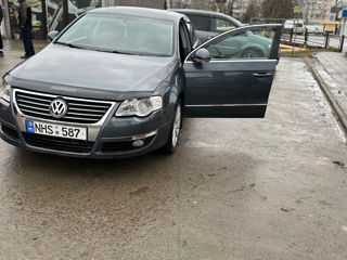 Volkswagen Passat foto 4