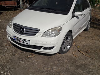 Mercedes B Class foto 3