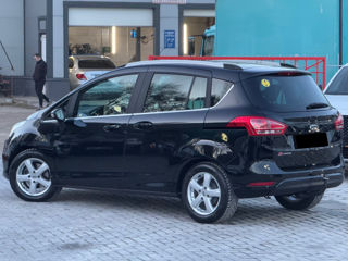 Ford B-Max foto 4