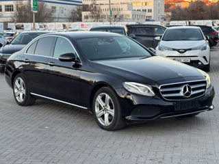 Mercedes E-Class foto 5