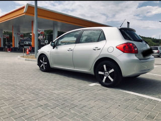 Toyota Auris foto 4