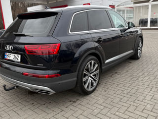 Audi Q7 foto 6