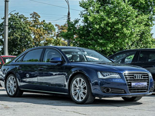 Audi A8 foto 1