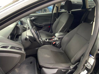 Ford Focus foto 8