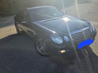 Mercedes E-Class foto 6