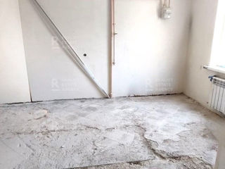 Apartament cu 3 camere, 90 m², Buiucani, Chișinău foto 3