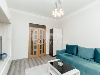 Apartament cu 2 camere, 55 m², Centru, Chișinău foto 3