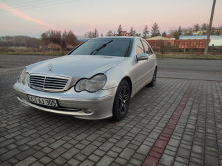 Mercedes C-Class