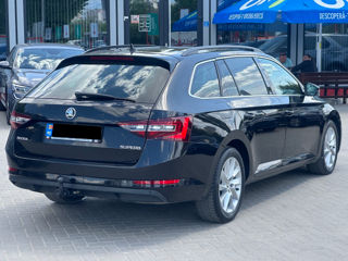 Skoda Superb фото 4