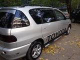 Toyota Picnic foto 3