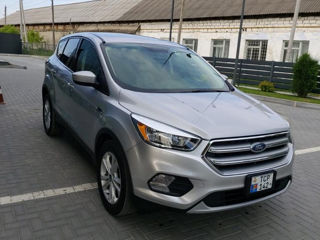 Ford Escape foto 2