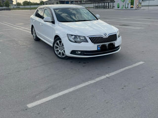 Skoda Superb foto 4