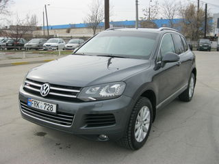 Volkswagen Touareg foto 2