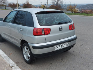 Seat Ibiza foto 2