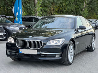 BMW 7 Series foto 1