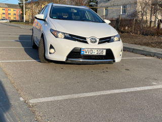 Toyota Auris foto 2