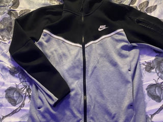 Nike Tech Fleece