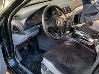 BMW 5 Series foto 4