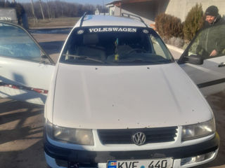 Volkswagen Passat foto 3