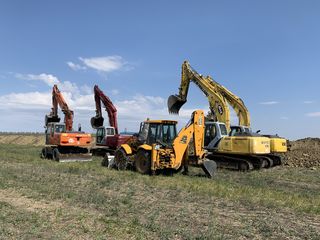 Спецтехника utilaje speciale excavator buldozer foto 2