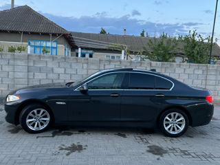 BMW 5 Series foto 3