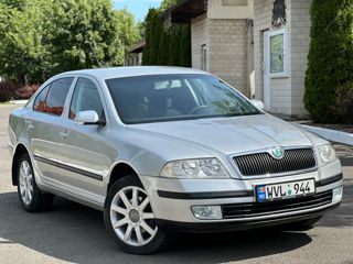 Skoda Octavia foto 2