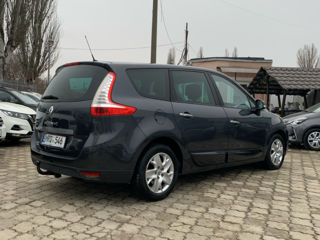 Renault Grand Scenic foto 3