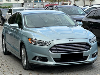 Ford Fusion foto 4