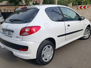 Peugeot 206 foto 7