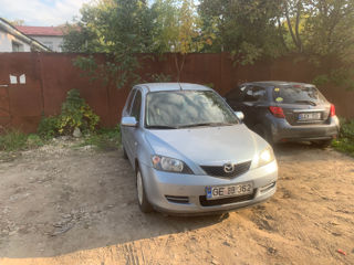 Mazda 2 foto 2