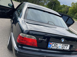 BMW 7 Series foto 7