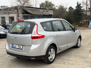 Renault Grand Scenic foto 4