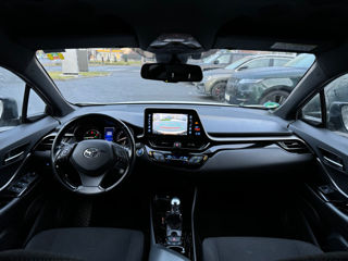 Toyota C-HR foto 8