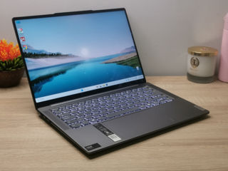 Lenovo Yoga Pro 7 (Core Ultra 9 185H 22CPUs/ 32Gb RAM/ 1Tb SSD/ 14.0 4k Touch 120Hz) foto 2