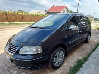 Volkswagen Sharan foto 3