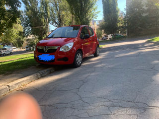 Opel Agila foto 1