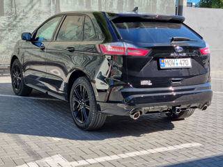 Ford Edge foto 2